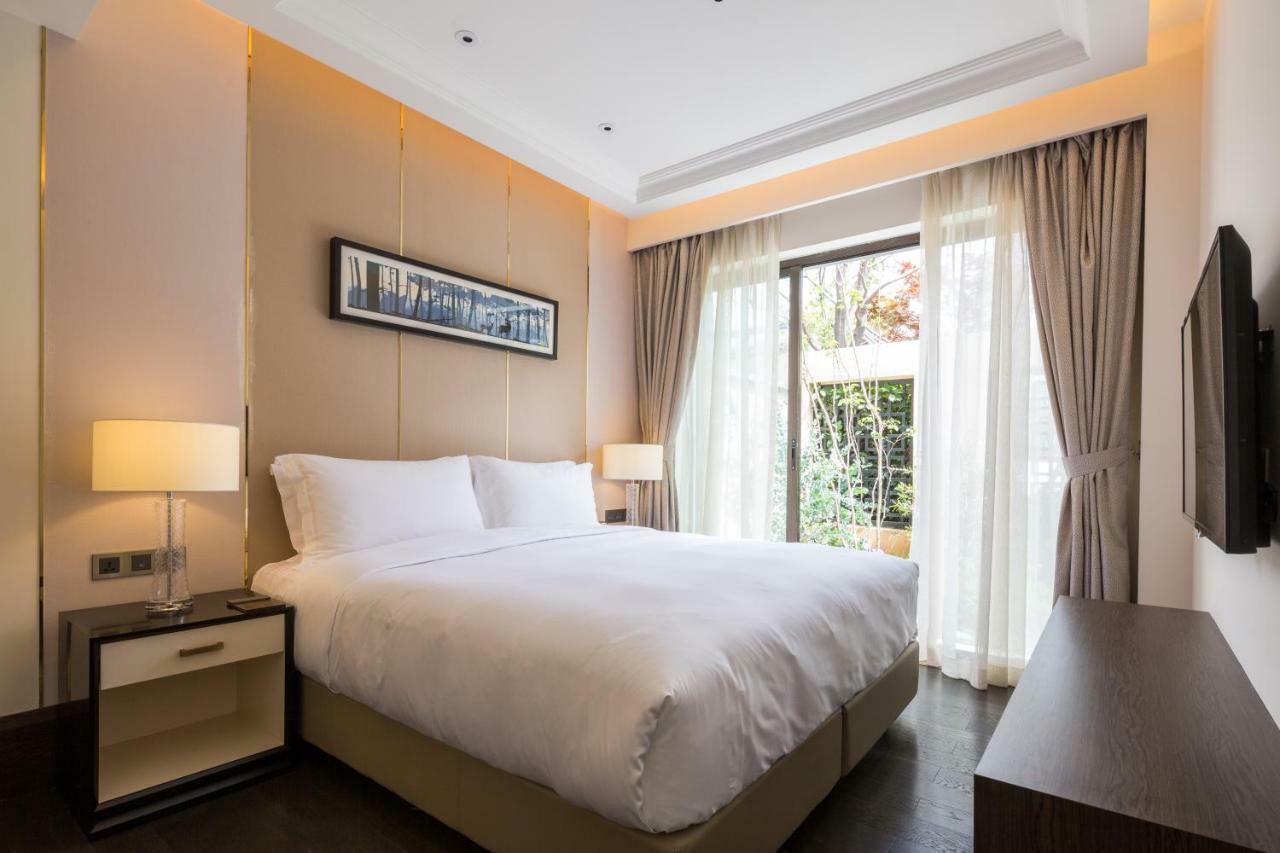 Howard Johnson Jinlin Plaza Lijiang Lijiang  Buitenkant foto